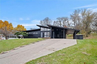 1020 Winegardner Rd, Des Moines, IA 50317 - photo 2