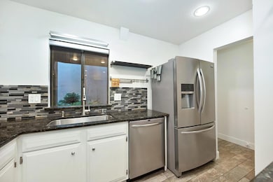 200 P St unit F14, Sacramento, CA 95814 - photo 5