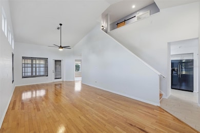 21425 Clubside Loop, Lutz, FL 33549 - photo 6