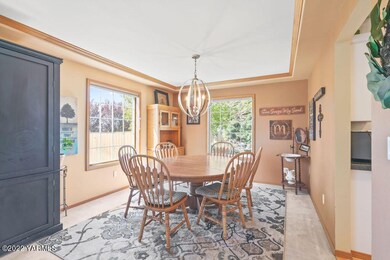 3905IsabellWay-11