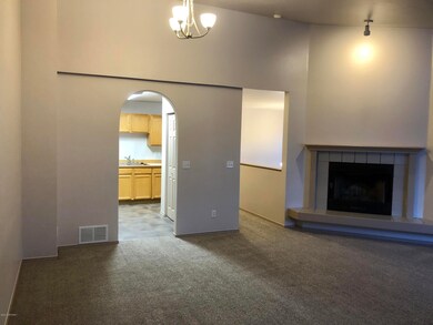 4001 Lunar Dr unit B, Anchorage, AK 99504 - photo 3