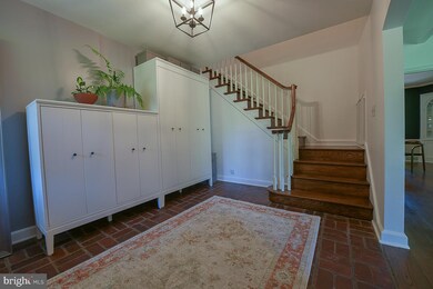 828 Youngs Ford Rd, Gladwyne, PA 19035 - photo 3