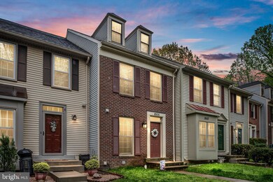 8505 Chapman Oak Ct, Springfield, VA 22153 - photo 2