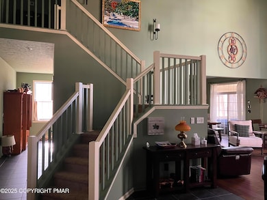 408 Gentian Ln, Pocono Pines, PA 18350 - photo 7