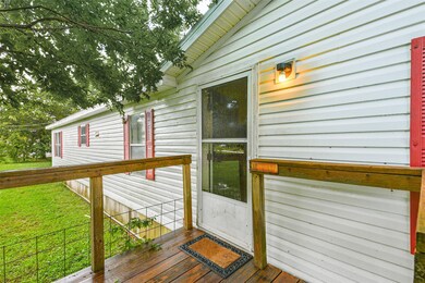 1611 Bunyard Rd, Alvin, TX 77511 - photo 5