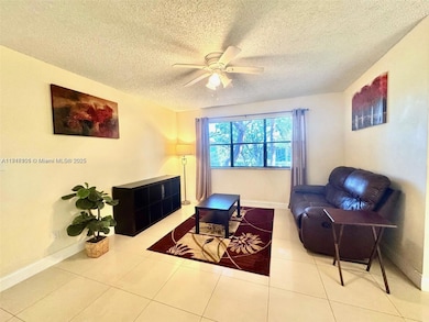 620 S Park Rd unit 272, Hollywood, FL 33021 - photo 4
