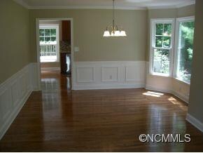 DR adjoins Living Room