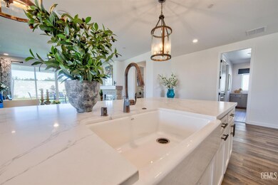 11032 Alcazar Ave, Bakersfield, CA 93311 - photo 4