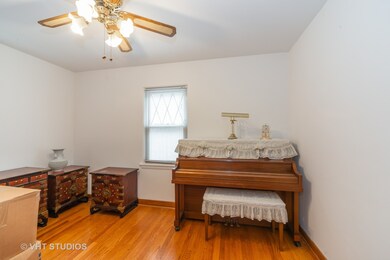 2329 Birch St, Des Plaines, IL 60018 - photo 7
