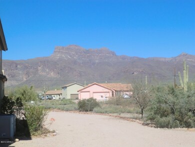 MOUNTAIN VIEWS ACROSS THE STREET
