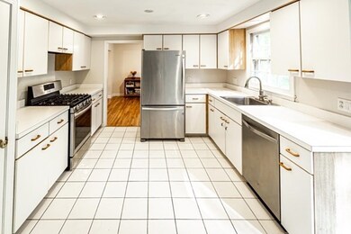 23 Dunbar St, Sharon, MA 02067 - photo 6