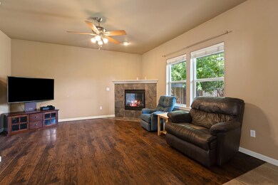 1351 SW 27th St, Redmond, OR 97756 - photo 5