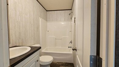 1810 E Lockwood St, Wichita, KS 67216 - photo 5