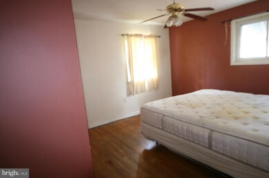 331 Division Ave NE, Washington, DC 20019 - photo 6