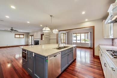 431 E East Ct, Elmhurst, IL 60126 - photo 6