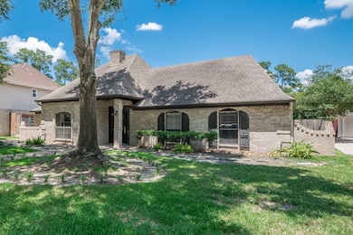 15622 Birchview Dr, Tomball, TX 77377 - photo 2