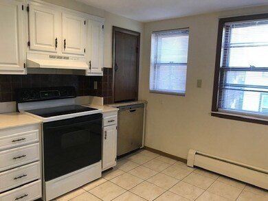 83 Elm St unit 3, Worcester, MA 01609 - photo 3