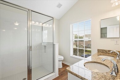 9526 W Park Village Dr, Tampa, FL 33626 - photo 5