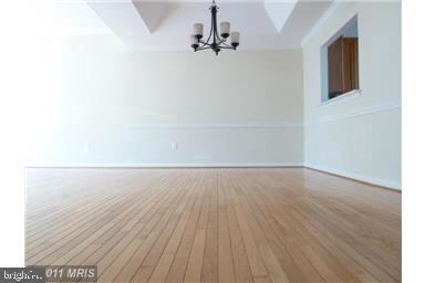 3112 Sutherland Hill Ct, Fairfax, VA 22031 - photo 7