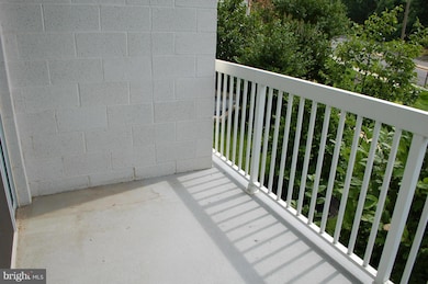 3101 N Hampton Dr unit 109, Alexandria, VA 22302 - photo 6