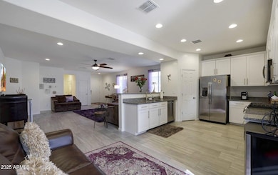 20839 W Elm Way, Buckeye, AZ 85396 - photo 6