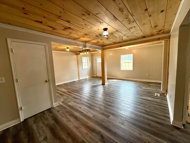 690 Floyd Switch Estesburg Rd, Eubank, KY 42567 - photo 7