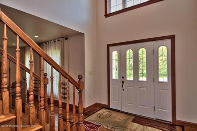 527 Wedge Dr, Scranton, PA 18519 - photo 2