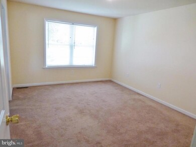 112 E Broad St, New Holland, PA 17557 - photo 7