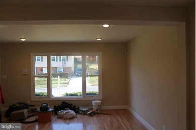 123 W Mill Ave, Capitol Heights, MD 20743 - photo 4