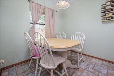 3604 Peregrine Dr, Norman, OK 73072 - photo 4