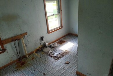 110 W Lithia St, Attica, IN 47918 - photo 7