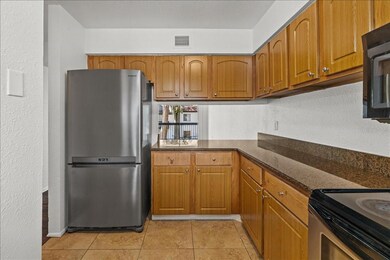 4213 S Semoran Blvd unit 3, Orlando, FL 32822 - photo 3