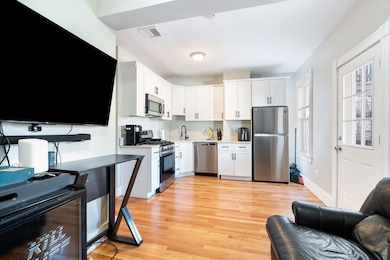 666 E 8th St unit 2, Boston, MA 02127 - photo 3