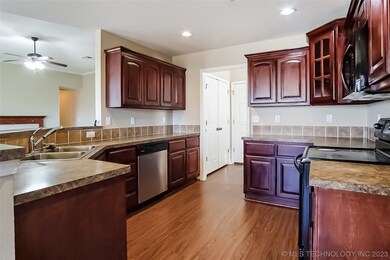 unlisted-address, Broken Arrow, OK 74014 - photo 6