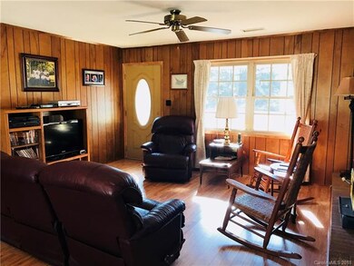 171 Strawberry Ln, Statesville, NC 28625 - photo 4