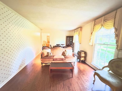 616 W Taylor Ave, Calhoun City, MS 38916 - photo 6