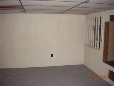 1 Deerfield Dr, Easthampton, MA 01027 - photo 4