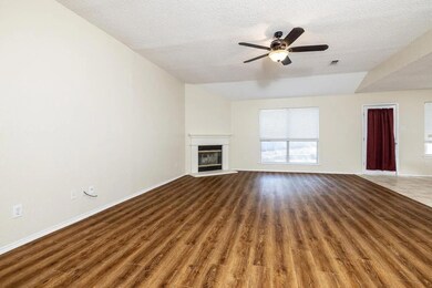 349 Sweetwater Dr, Weatherford, TX 76086 - photo 3