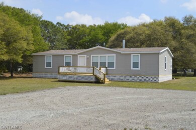 23240 Carolyn Ln, Fort Myers, FL 33913 - photo 2