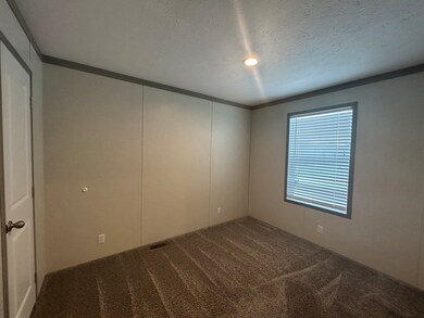 751 Virginia unit 751, Belleville, MI 48111 - photo 5