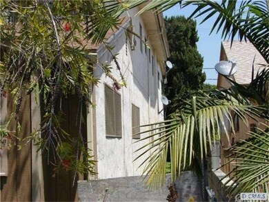 Right side view