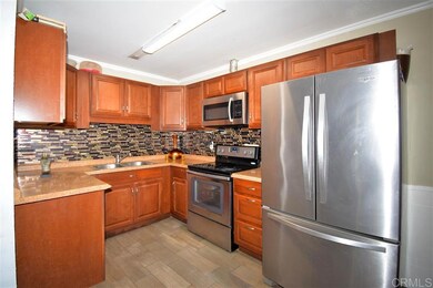 229 Regency Ct unit A, Chula Vista, CA 91911 - photo 2