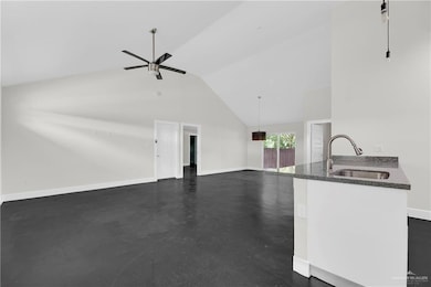 308 N 17th St unit B, McAllen, TX 78501 - photo 2