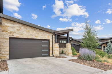 11331 N Shoreline Ct, Hideout, UT 84036 - photo 3