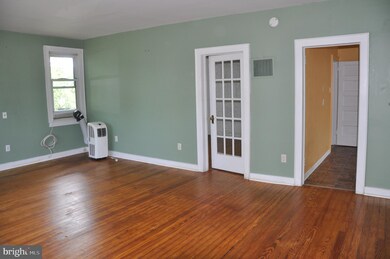 33 E Browning Rd unit 2A, Collingswood, NJ 08108 - photo 5