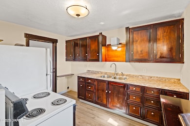 5. Kitchen