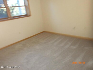 1177 Wallace St, Stroudsburg, PA 18360 - photo 6
