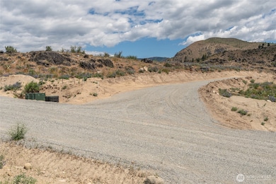 Gravel road for easy access
