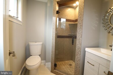 112 N Tamenend Ave, Doylestown, PA 18901 - photo 4