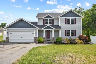 18 Downy Cir, Fitchburg, MA 01420 - photo 2